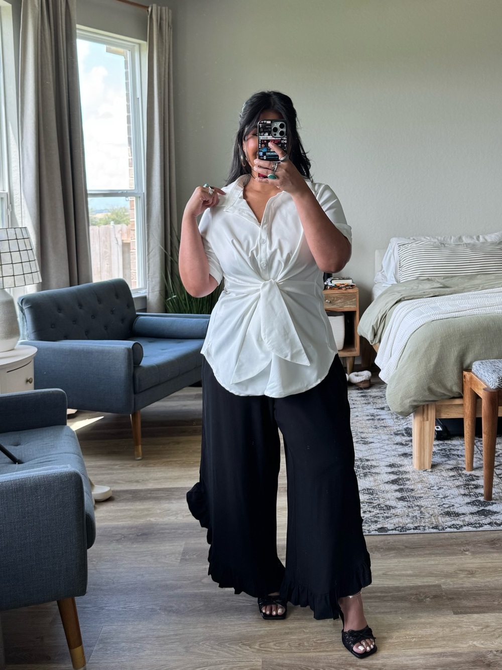 Knotted Front Asymmetrical Hem Blouse (10) White